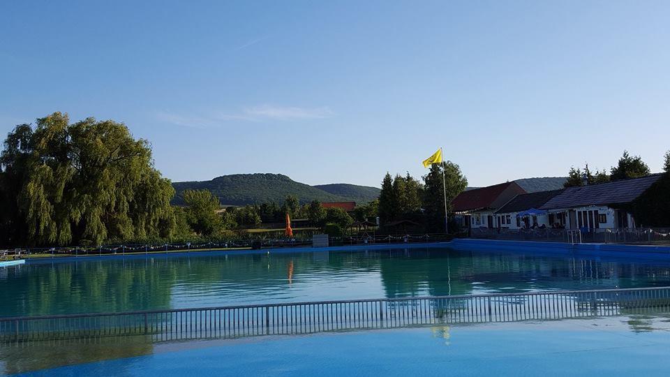 Campingplatz Am Huenstein Nohra  Eksteriør bilde